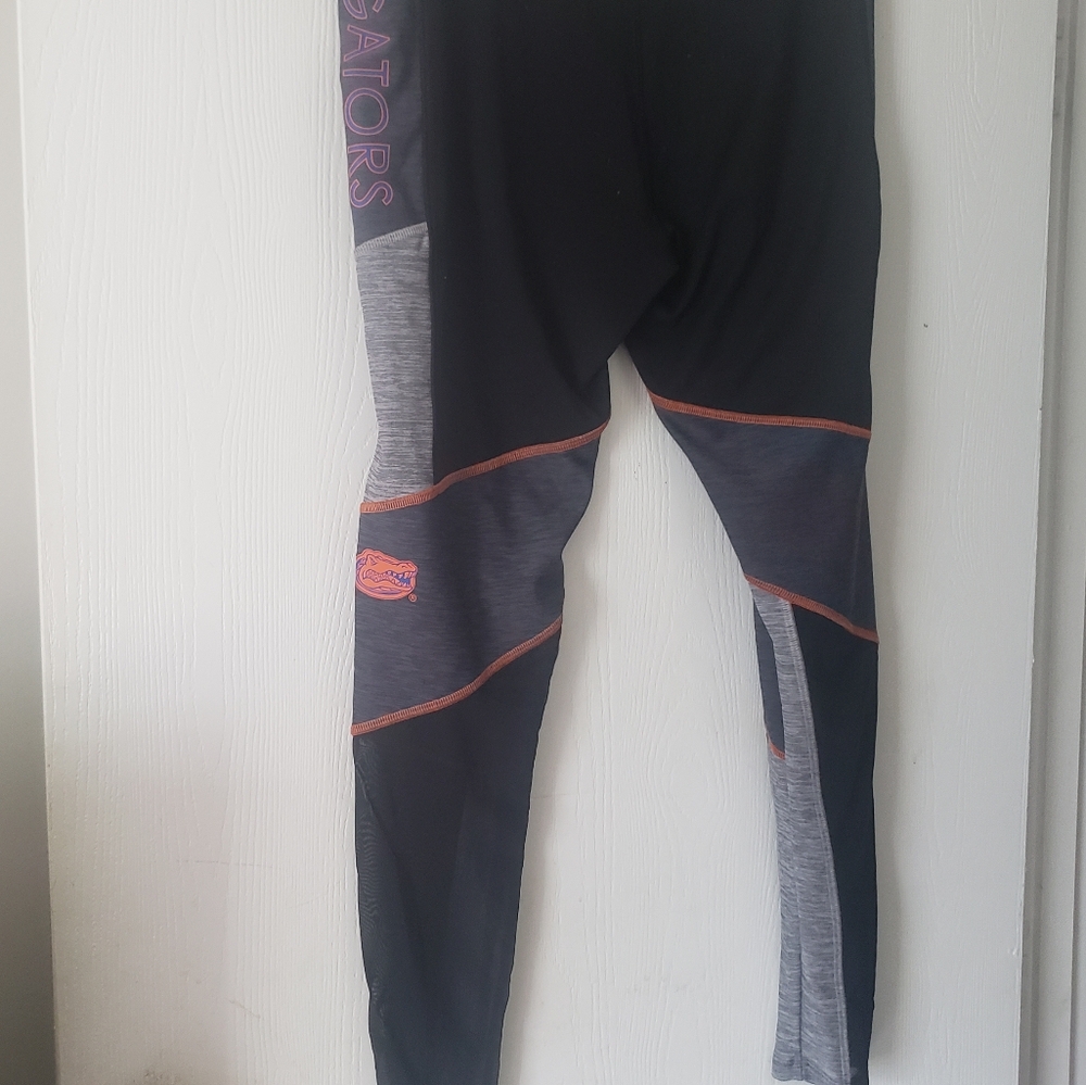 PINK Victoria's Secret Black And Gray Leggings FL Gators Logo Orange And Blue - Picture 9 of 9